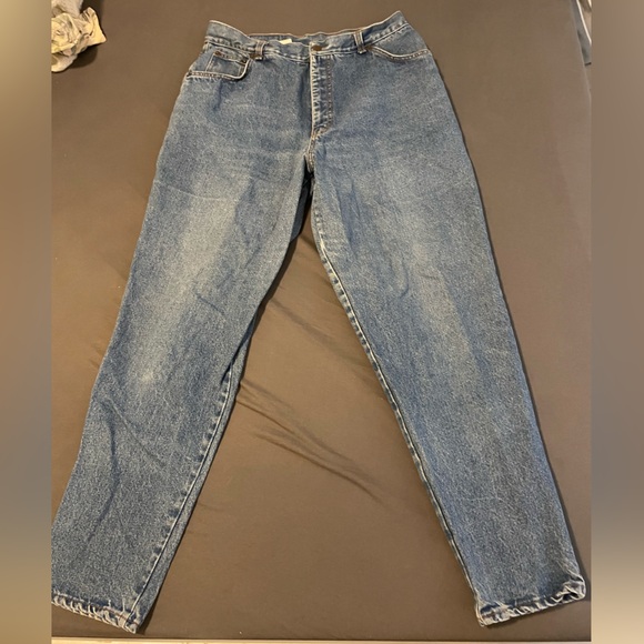 Koret Essentials High Waist Mom Jean Vintage 90s Straight Leg Medium Wash 32” - Picture 2 of 7